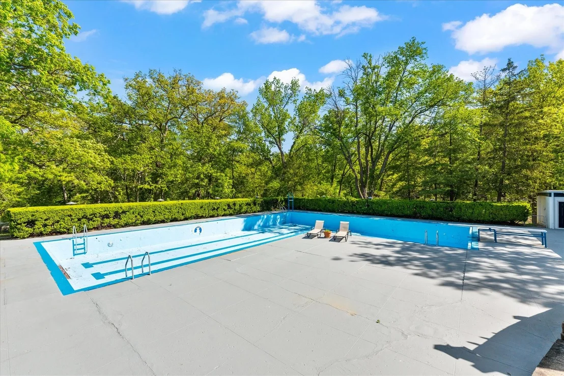 Photo of 27 Hickory Lane