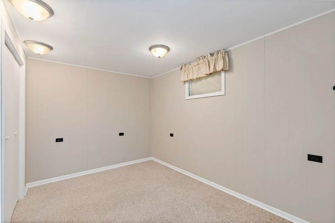 Photo of 104 Millis Lane
