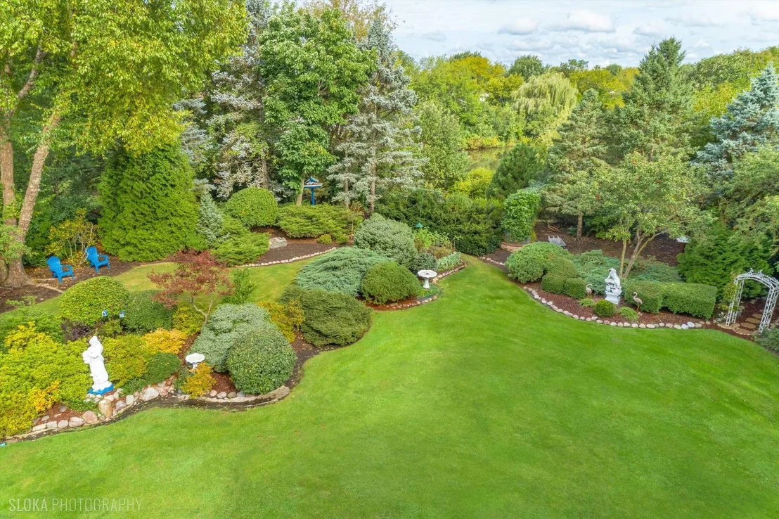 Photo of 22256 Cambridge Drive