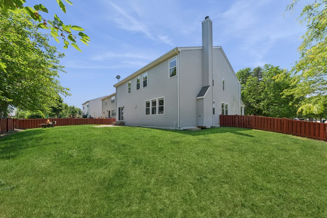 Photo of 1702 Stonegate Drive
