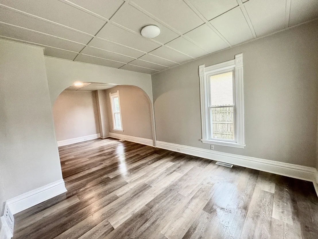 Photo of 817 Chicago Street