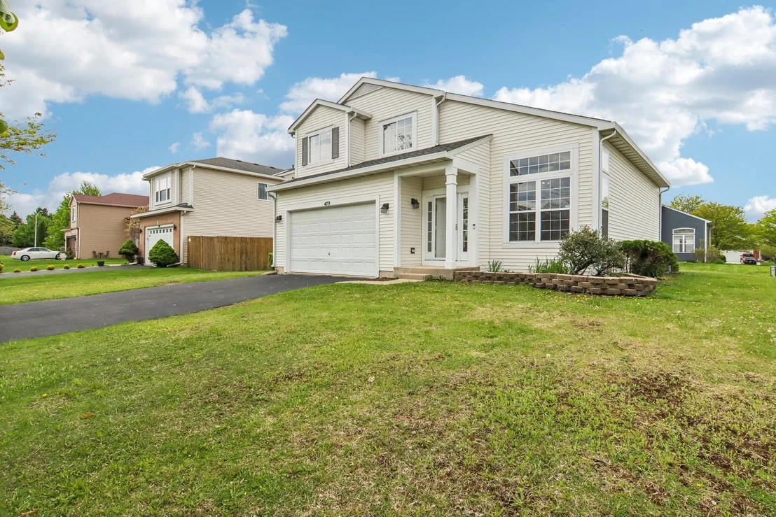 Photo of 479 Foxborough Trail