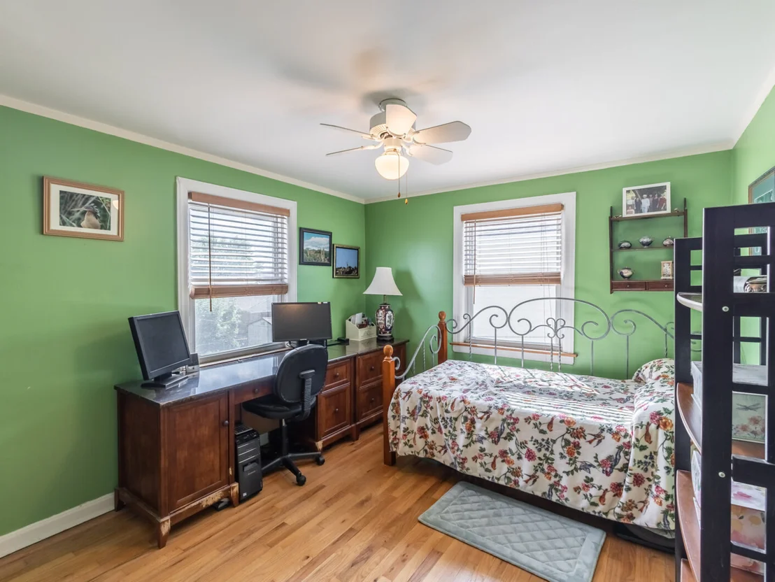 Photo of 5477 N Octavia Avenue