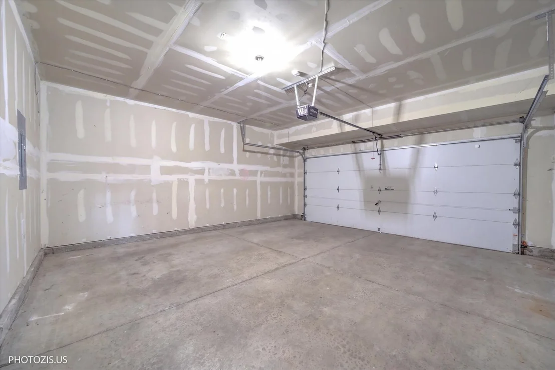 Photo of 1331 Acorn Drive