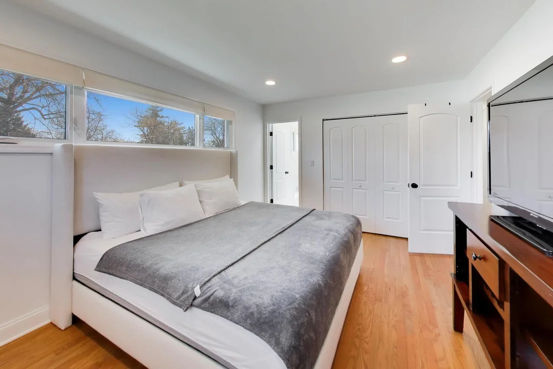 Photo of 1032 Heatherfield Lane