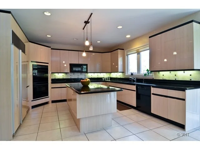 Photo of 878 Bristol Drive