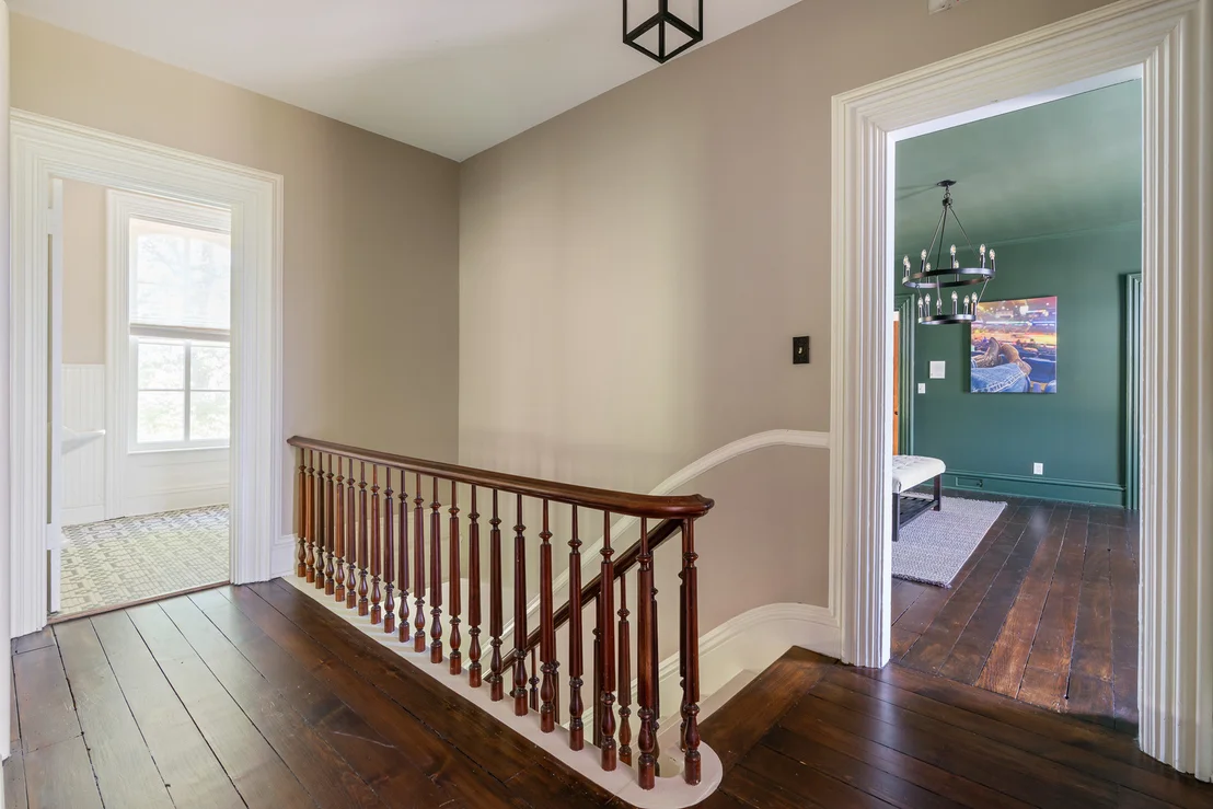 Photo of 1542 Plainfield Road