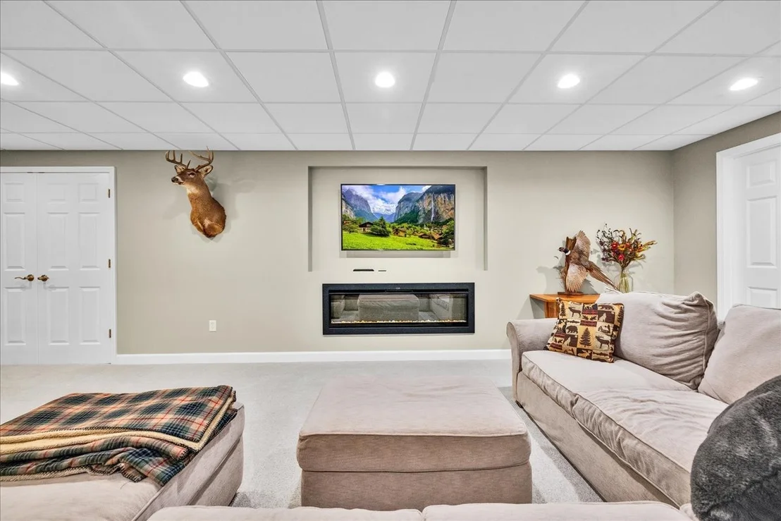 Photo of 635 Maplewood Circle
