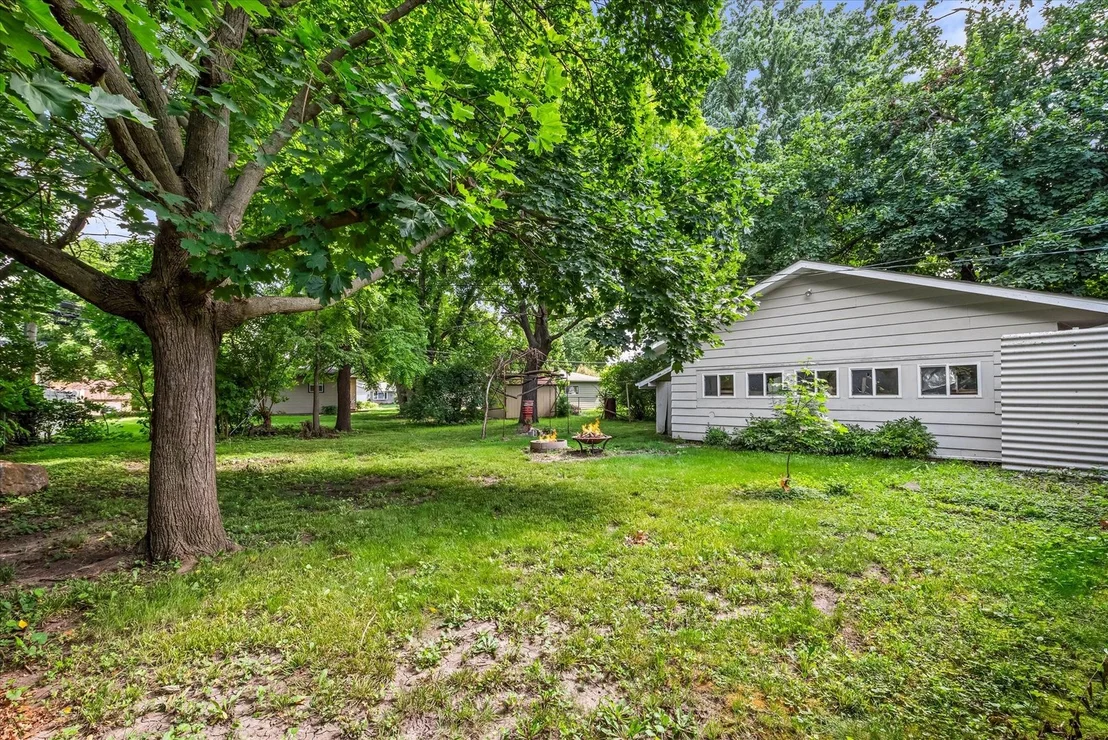 Photo of 24114 W Hillcrest Drive
