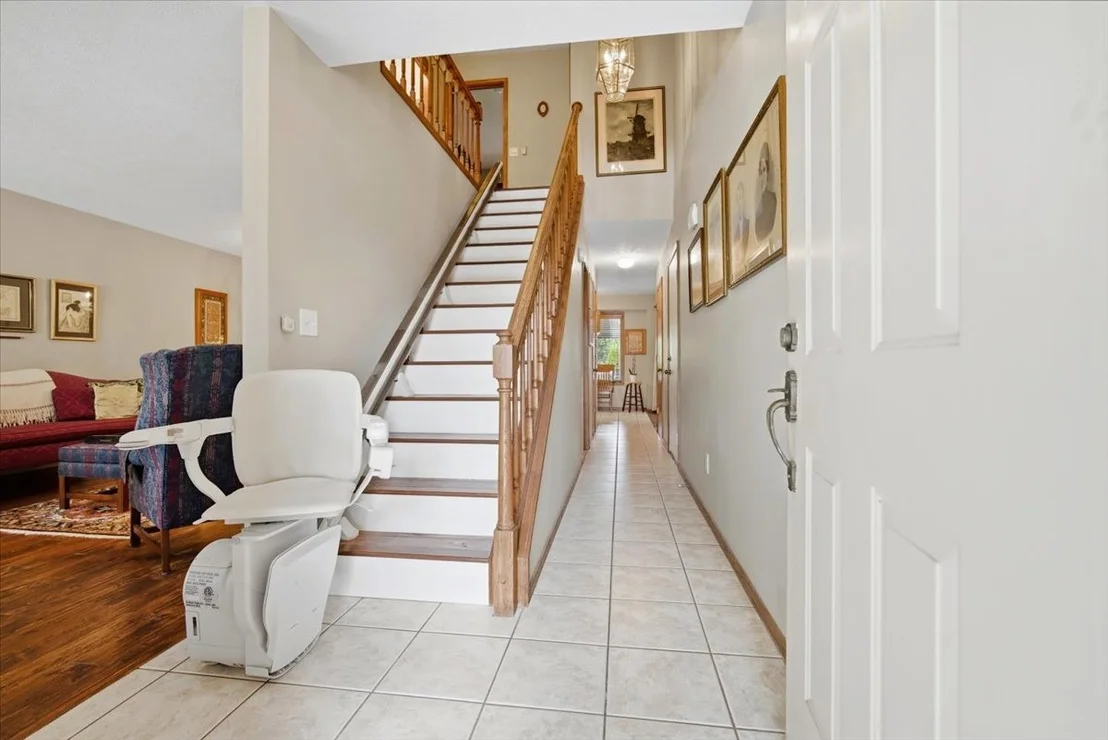 Photo of 125 Manor Circle