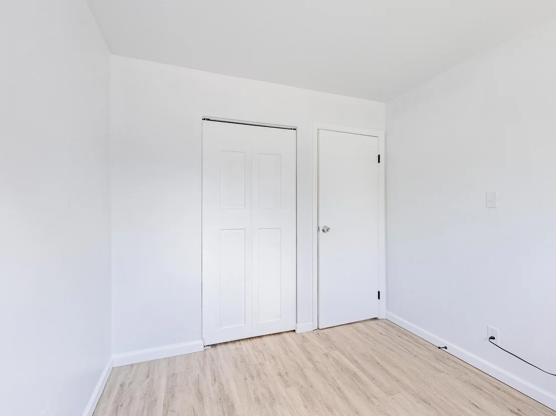 Photo of 228 Riverside Drive