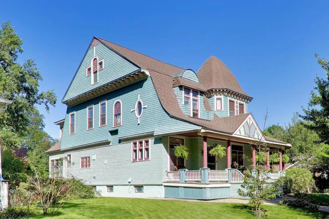 Photo of 582 PARK Street
