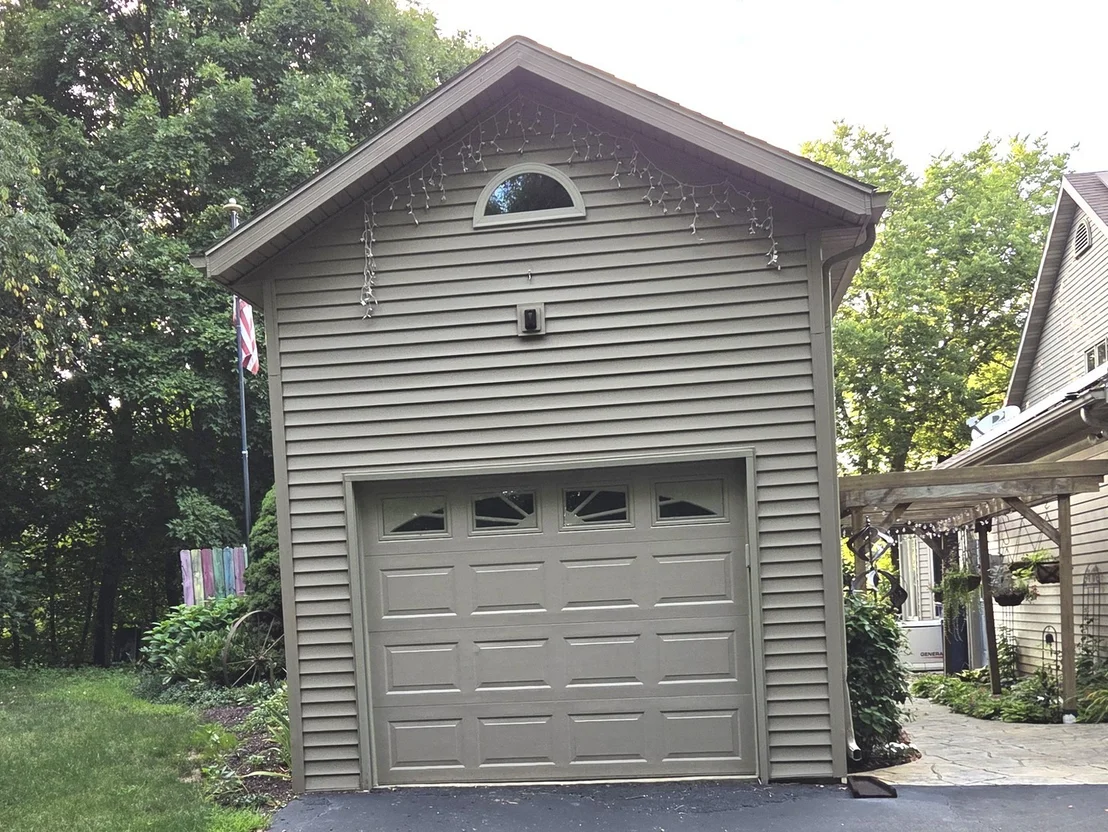 Photo of 37322 Comanche Drive