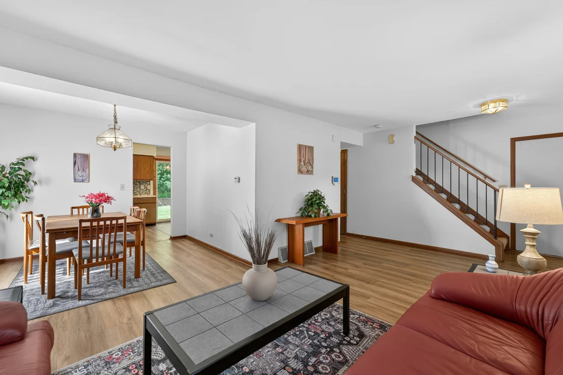 Photo of 722 Aspen Drive
