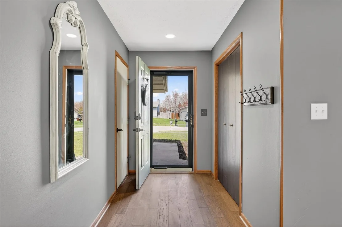 Photo of 2683 Bluffside Drive