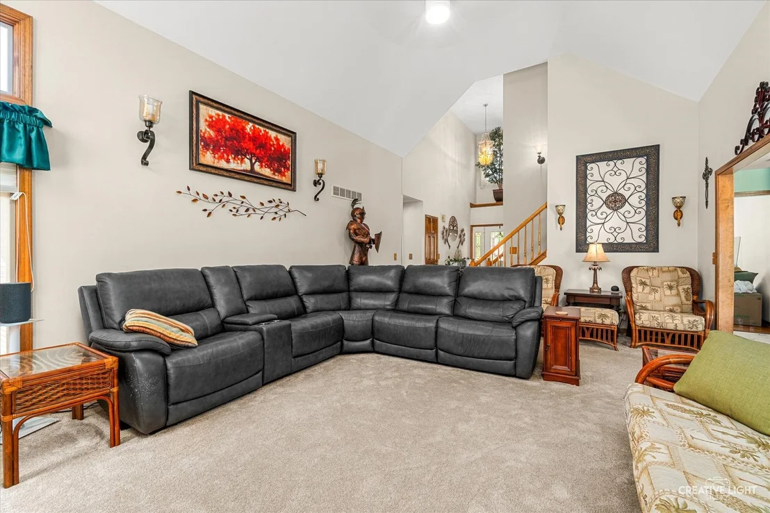 Photo of 413 Windsor Drive
