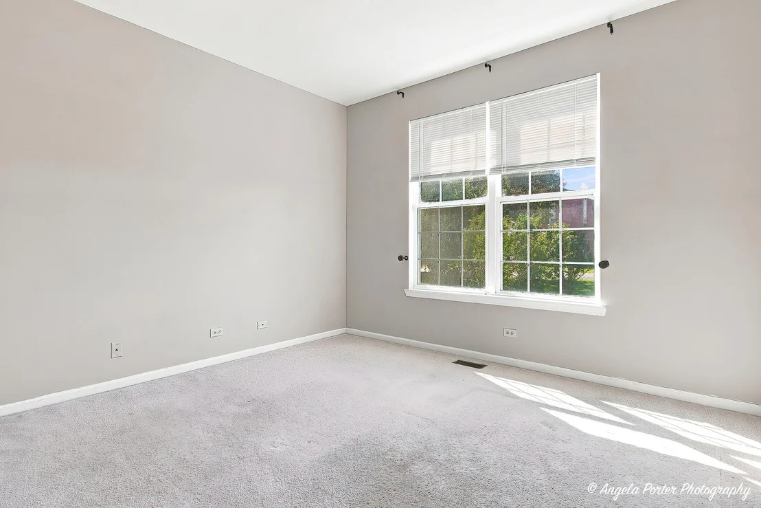 Photo of 429 W Newbridge Lane