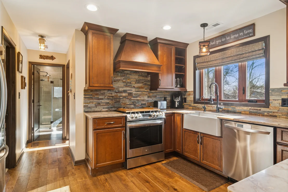 Photo of 9510 Martin Drive