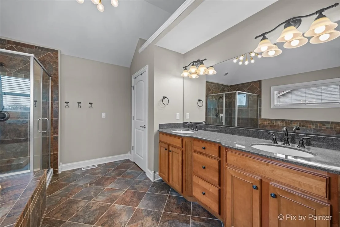 Photo of 647 Bennett Drive