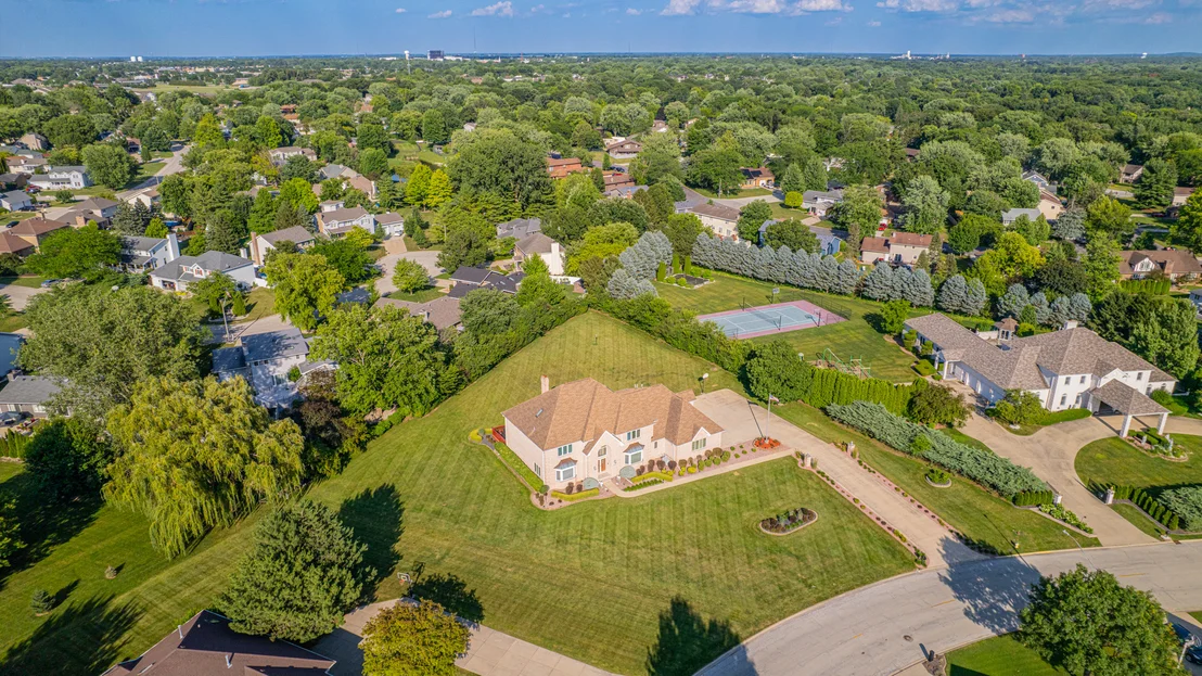 Photo of 284 Barrington Lane