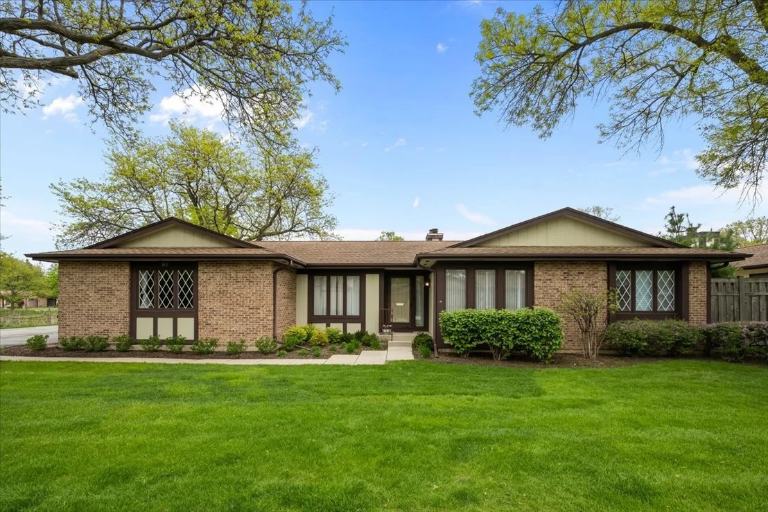 Photo of 1417 Estate Lane
