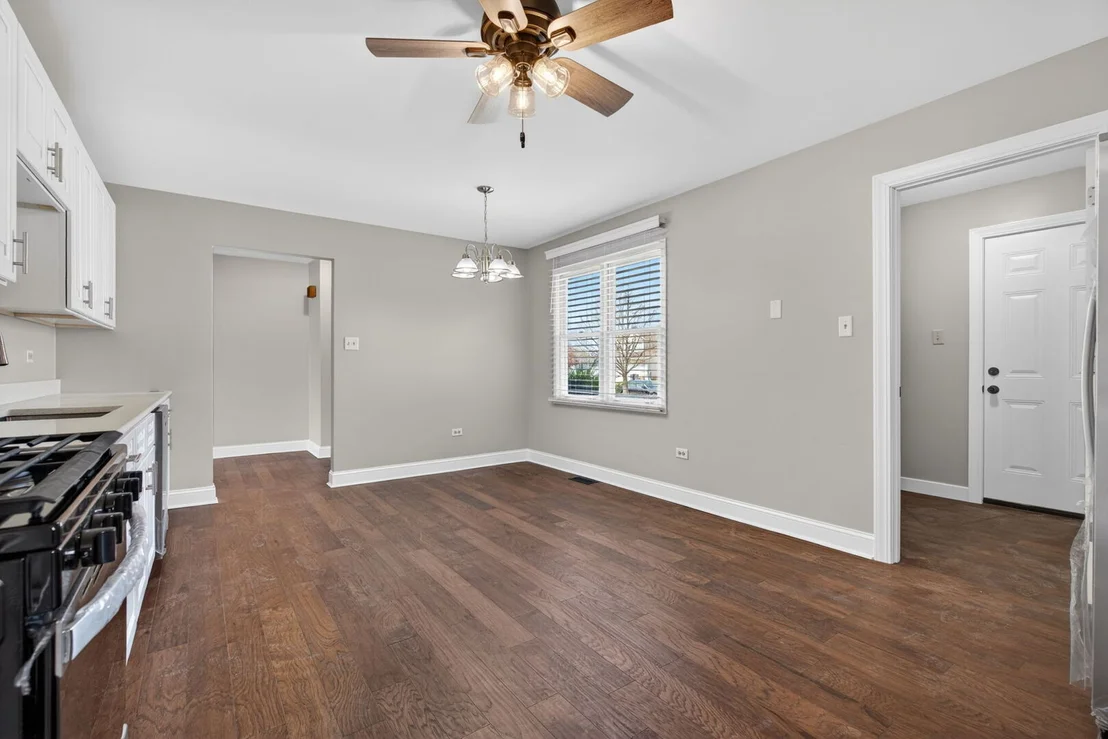 Photo of 1486 Bradley Way