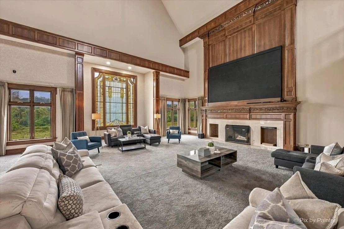 Photo of 5N719 Castle Drive