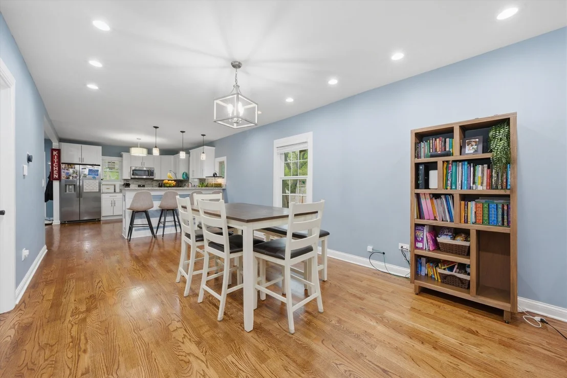 Photo of 1053 W 104th Place