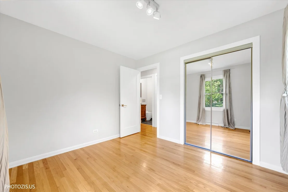 Photo of 722 N Stephen Drive