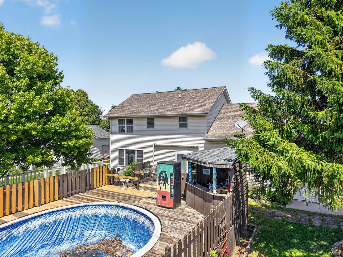 Photo of 817 Adrienne Avenue