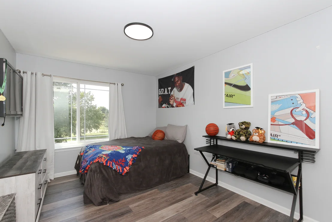 Photo of 465 SPRING RIDGE Drive