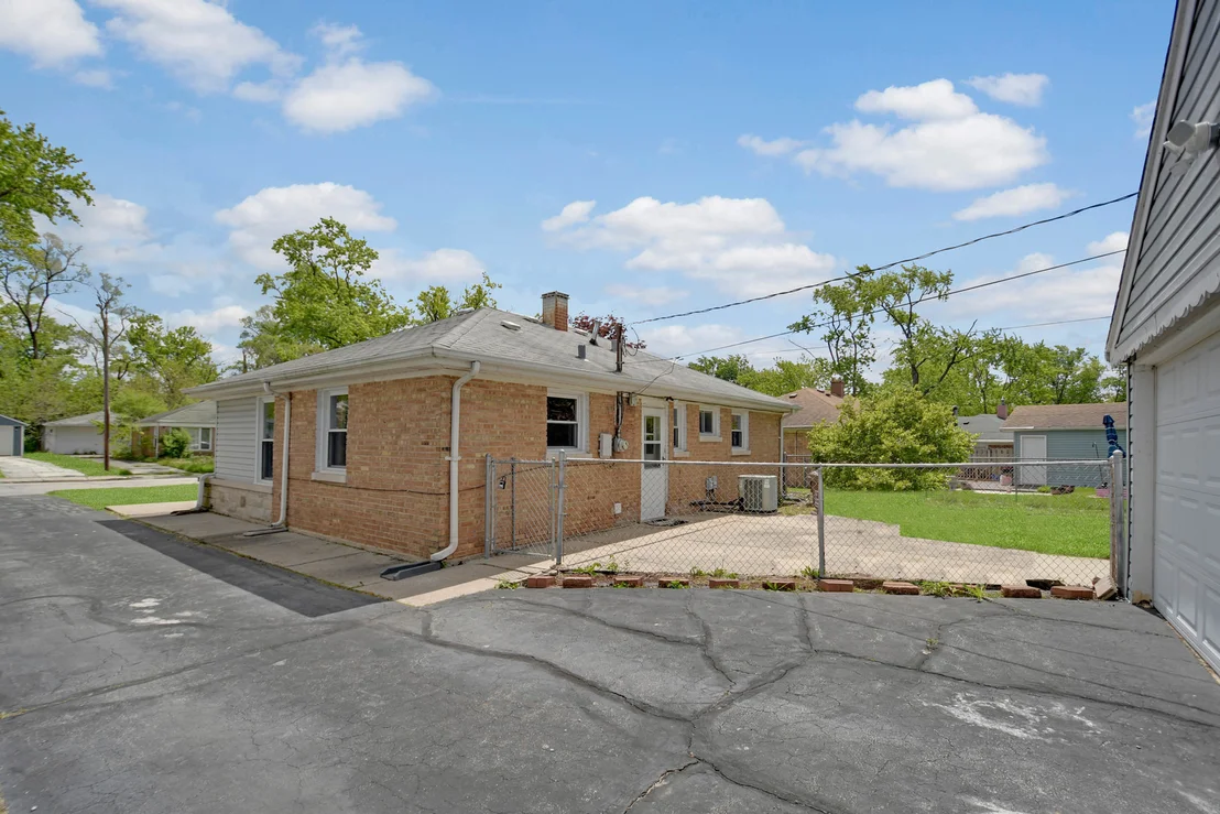 Photo of 273 Mohawk Street