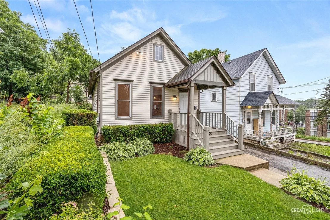 Photo of 255 Bartlett Place