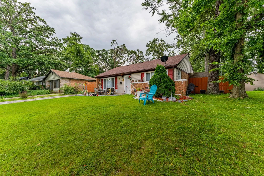 Photo of 355 Oswego Street