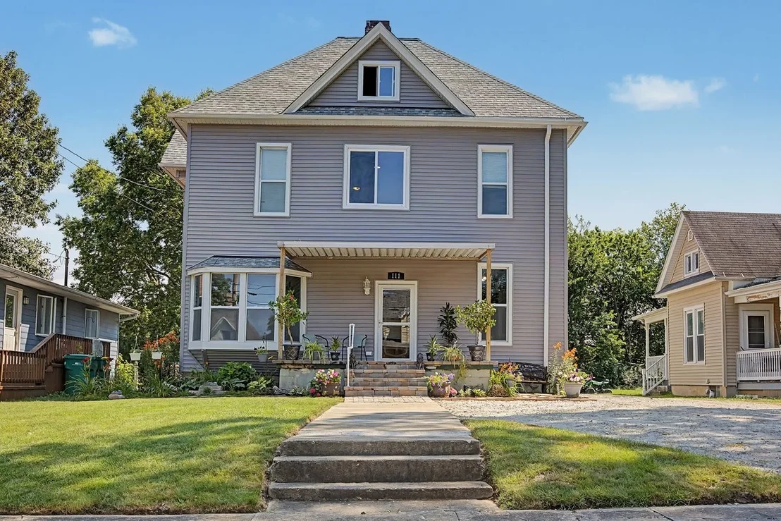 Photo of 111 7th Street