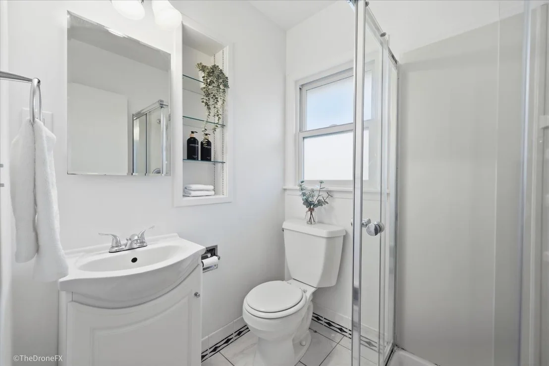 Photo of 1519 Foothill Drive