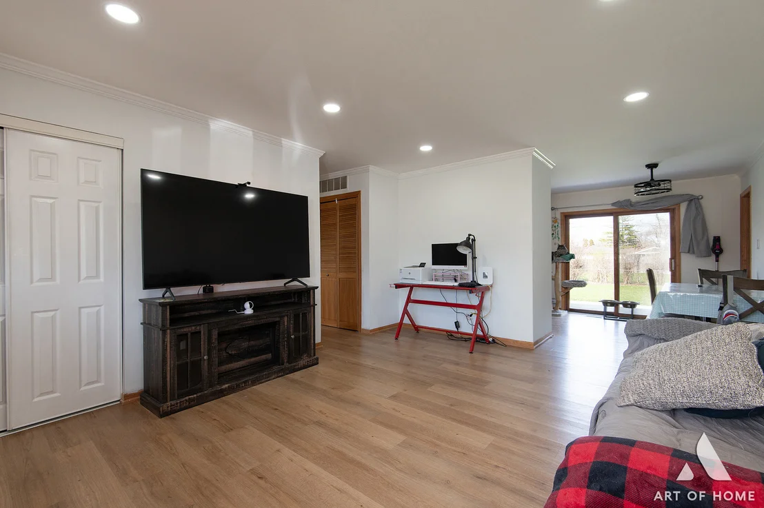 Photo of 520 Glendale Lane