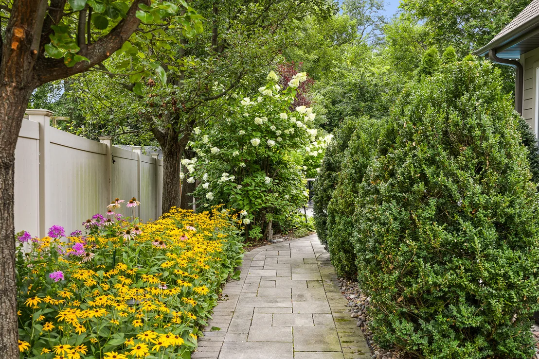 Photo of 331 Brookside Circle