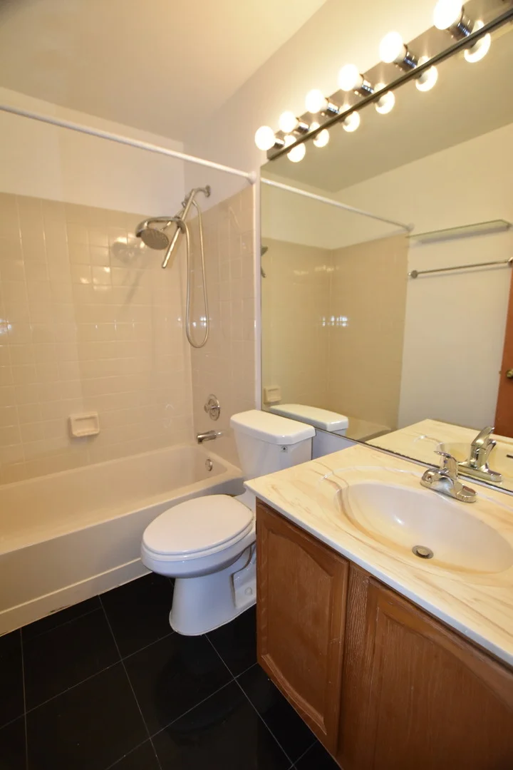 Photo of 4475 Olmstead Drive
