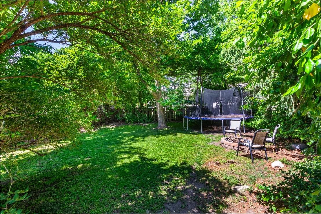 Photo of 815 N Eagle Street