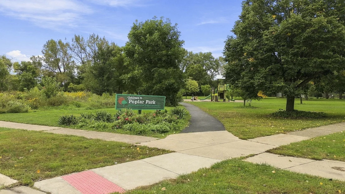 Photo of 863 Poplar Lane