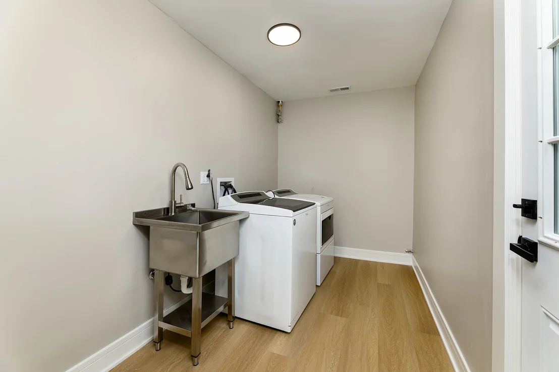 Photo of 20 Maricopa Lane