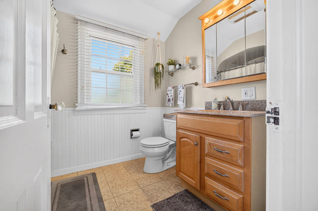 Photo of 345 Rolfe Road