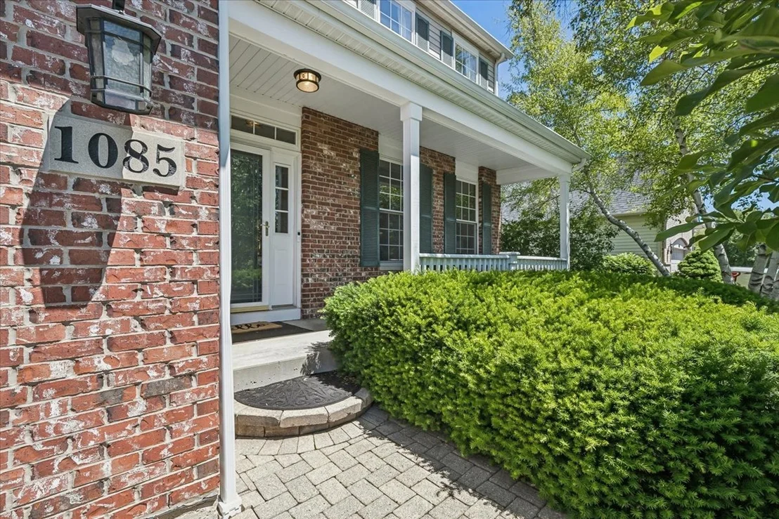 Photo of 1085 Waterview Circle