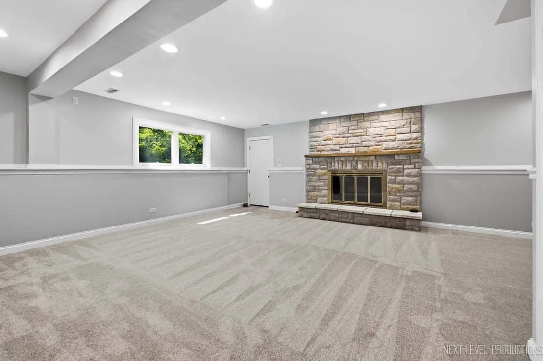Photo of 4N849 White Pine Lane