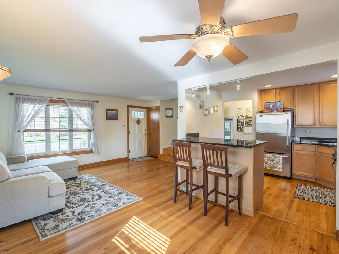 Photo of 5477 N Octavia Avenue