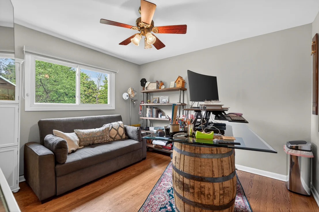 Photo of 923 Park Avenue