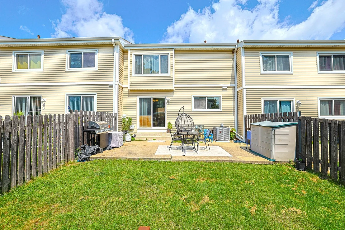 Photo of 293 Barclay Drive