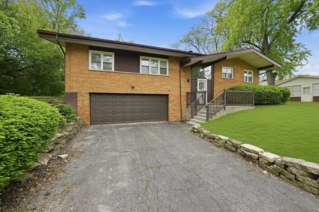 Photo of 2747 Perry Road