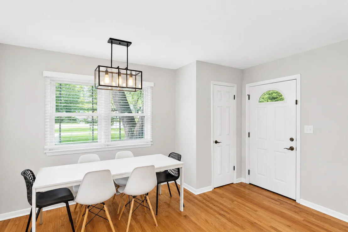 Photo of 1441 N Eagle Street